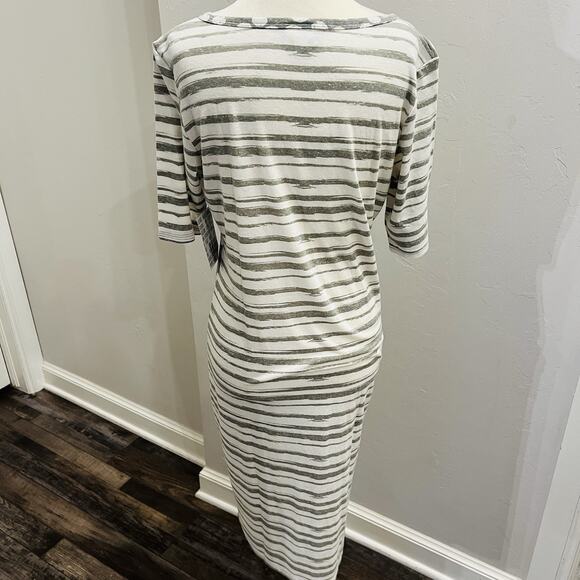 LuLaRoe Womans Dress M Gray White Dots Stripes Julia Pencil Stretch (A0126) - Picture 3 of 6